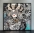 Geisha z motylem zdobiona, 100x100 cm, rama black, ściana.jpg