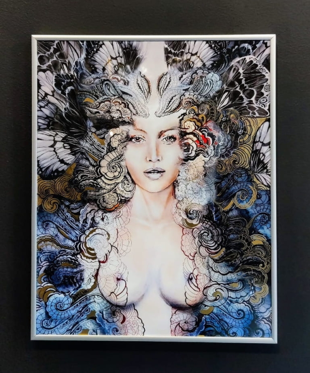 Carmen Freewolna Gold ZDOBIONA 40x50, silver frame.jpg