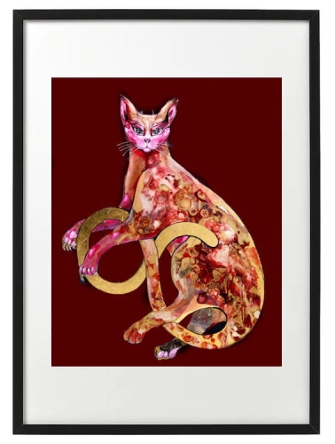 plakat Maggie Piu, Kizia na bordowym, 40x50 cm, rama basic 52x72.jpg