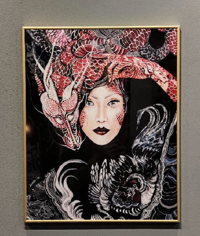 Dwa koguty walczą o me serce 40x50 cm, rama alu gold 40x50 cm.jpg