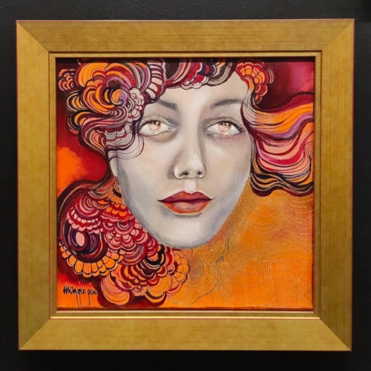 Minipiu XVIII– Obraz 30×30 cm, Akryl na Płótnie, w Ramie 37,5×37,5 cm, Maggie Piu, black wall.jpg