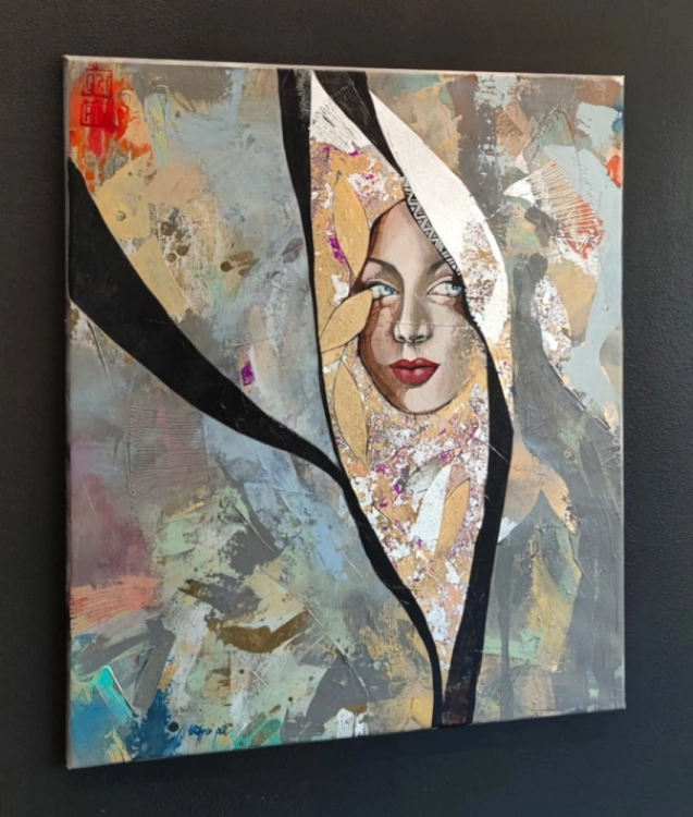 Sakame, 60x70 cm, akryl na płótnie, Maggie Piu, black wall, left perspective.jpg