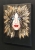 Minipiu XX - Obraz 30×40 cm, Akryl na Płótnie - Maggie Piu, black wall, right perspective.jpg