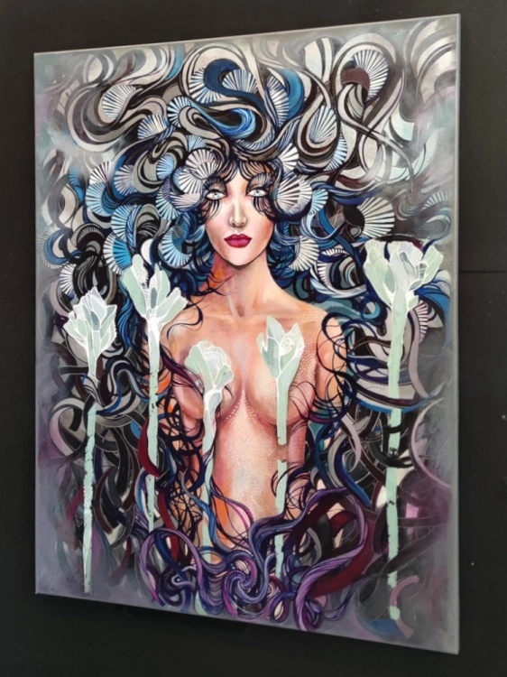 Dyskordia, 90x120 cm, akryl na płótnie, cykl horror vacui, Maggie Piu, black wall, right perspective.jpg