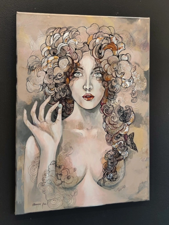 Psyche, 50x70 cm, akryl na płótnie, Maggie Piu, black wall, left perspective.jpg