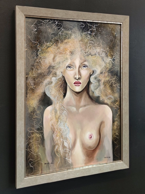Hedone, 50x70 cm, akryl na płótnie, Maggie Piu, silver frame, black wall, left perspective.jpg