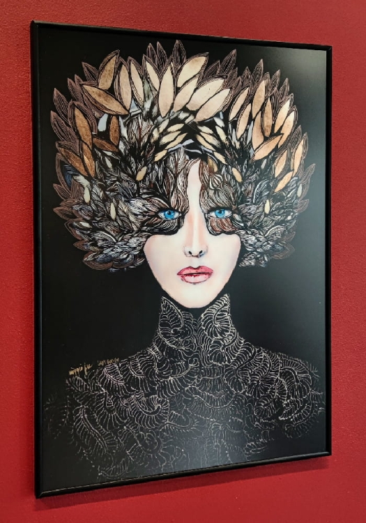 Lady Gorudo Copper 50x70, rama alu black 50x70 cm, antyreflex, bok lewy.jpg