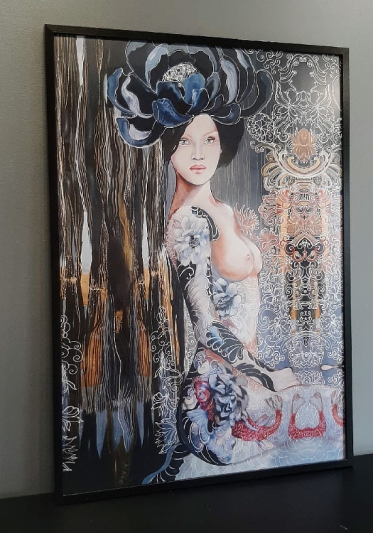 Lady Peony 70x100 cm, rama basic 72x102 cm, bok lewy.jpg
