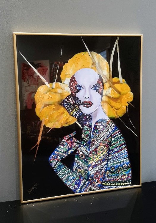 Orawska Geiko 40x50, rama alu gold 50x70 cm, bok L.jpg