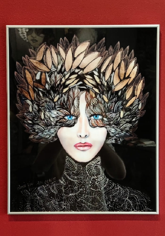 Lady Gorudo Copper 40x50, rama alu silver 40x50 cm.jpg