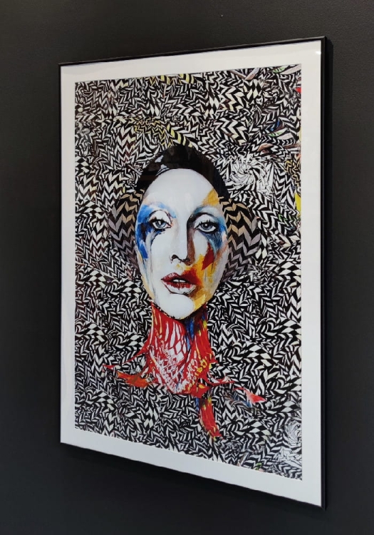 Tosca 70x100, rama alu black 81x112 cm, białe passe-partout, right side.jpg