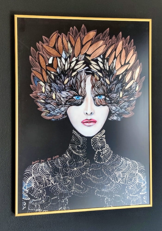 Lady Gorudo Copper ZDOBIONA, 70x100 cm, rama alu gold, antyreflex, left side.jpg
