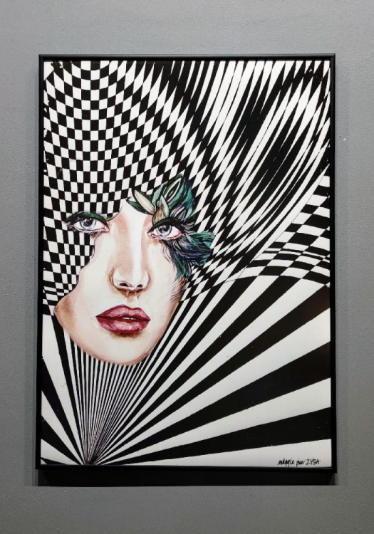 Zyga-2 70x100 cm, rama alu black, antyreflex, grey wall.jpg.jpg