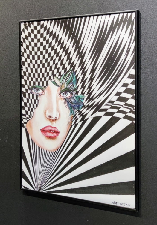 Zyga-2 70x100 cm, rama alu black, antyreflex, right side, black wall.jpg