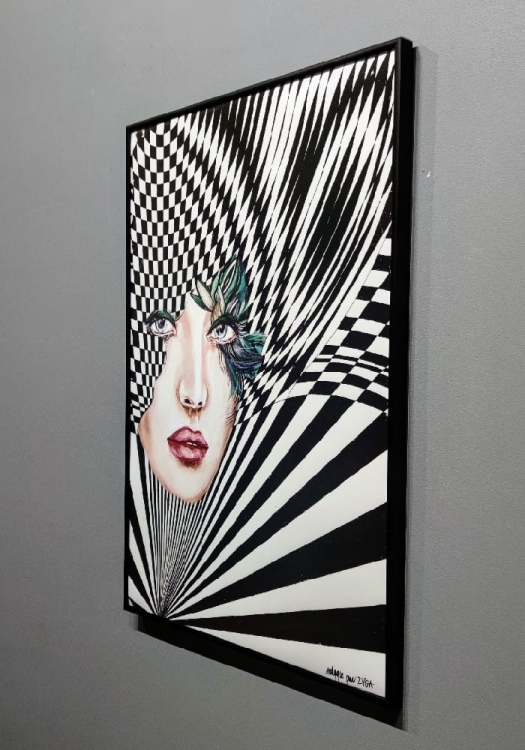 Zyga-2 70x100 cm, rama alu black, antyreflex, right side, grey wall.jpg