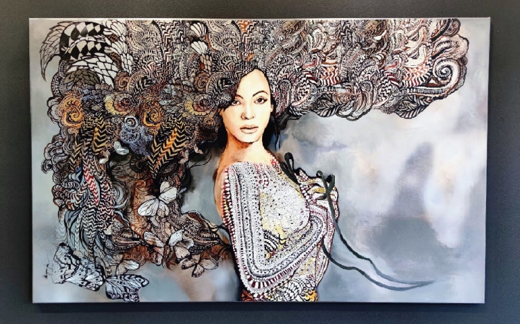 Madame Butterfly Grey, 160x100 cm, technika mieszana, black wall.jpg