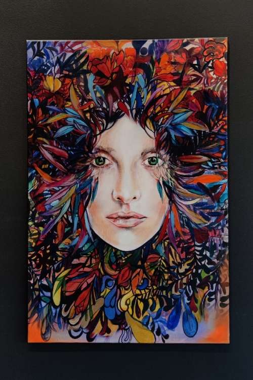 Medusa Orzo 1, 60x90 cm, giclee, Maggie Piu, black wall.jpg