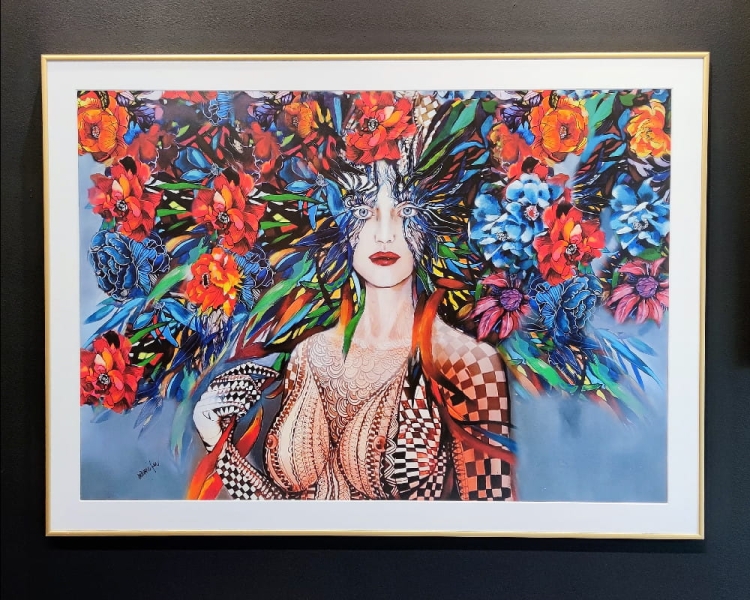 Freewolna Pastereczka 100x70 cm, rama alu gold 110x80, białe passe-partout, black wall.jpg