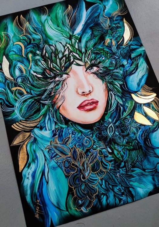 Malachitowa Medusa Mayo ZDOBIONA, 50x70 cm, perspektywa 2, Maggie Piu.jpg