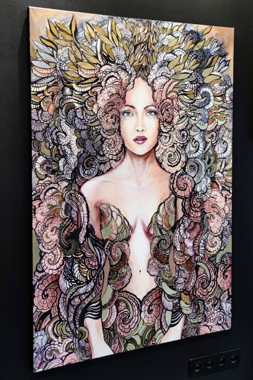 Freewolna Siostra Carmen, 100x150 cm, giclee, Maggie Piu, black wall, left side.jpg