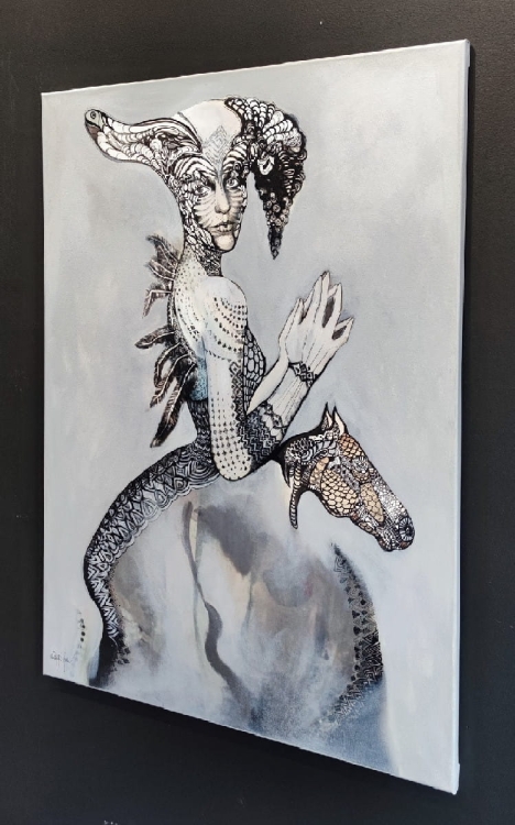 Anja, 80x110, technika mieszana, Maggie Piu, black wall, right side.jpg