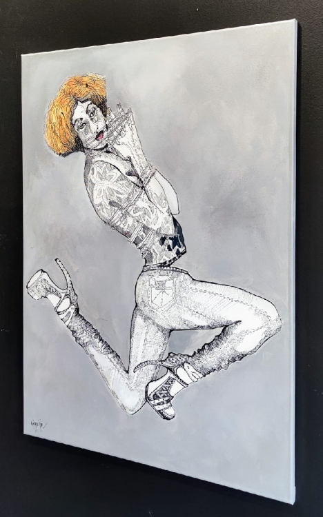 Fashion Games I, 80x110, technika mieszana, Maggie Piu, black wall, right side.jpg