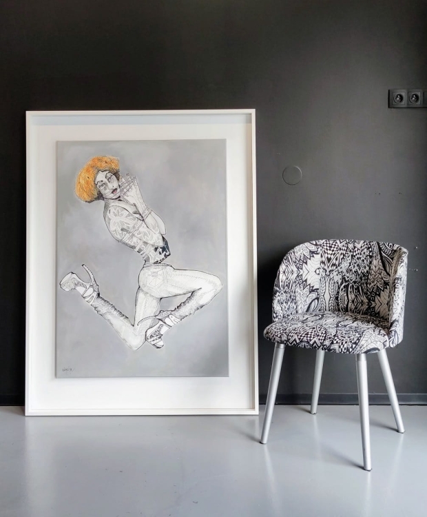 Fashion Games I, 80x110 cm framed 107x140 cm & chair Alex.jpg