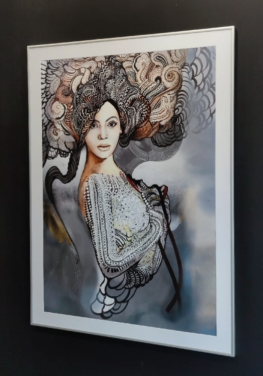 Madame Buterfly B. 70x100, rama alu silver 80x110 cm, białe passe-partout, right side.jpg