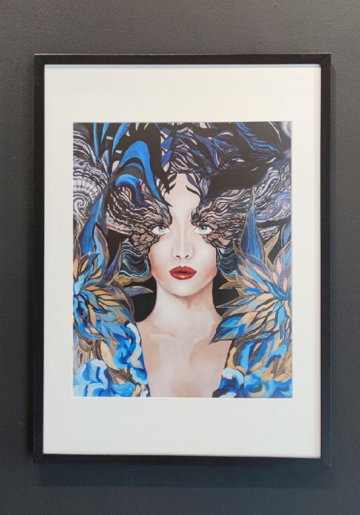 Goldiva Szafiro II, 40x50 cm, w ramie basic 52x72 cm, black wall.jpg
