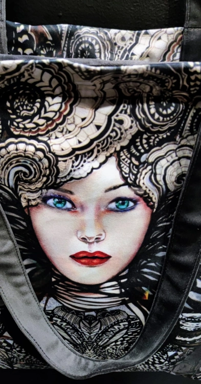 shopper Caligo Eye II plus - detal oczy.jpg