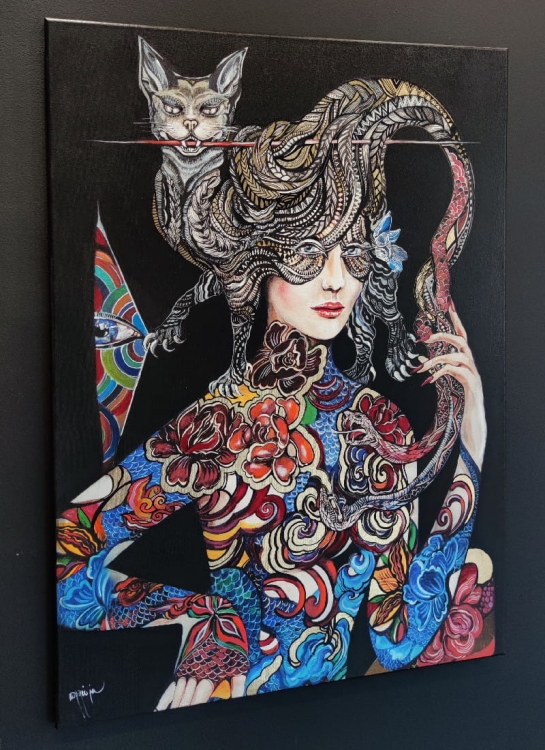 Dwa węże walczą o me serce, ale głowa należy do kota, 80x110 cm, technika mieszana, black wall, left side.jpg