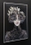 Lady Gorudo 50x70, rama alu silver 50x70 cm, antyreflex, left side, black wall.jpg