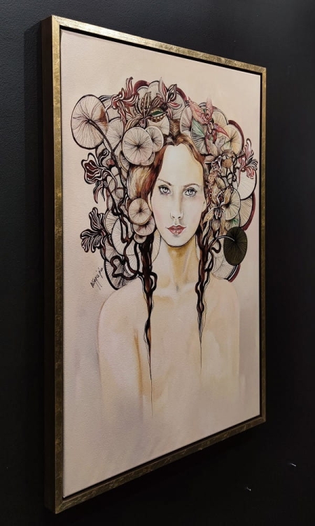Lady Anna, 60x90 cm, technika mieszana, Maggie Piu, rama americanbox, left side.jpg