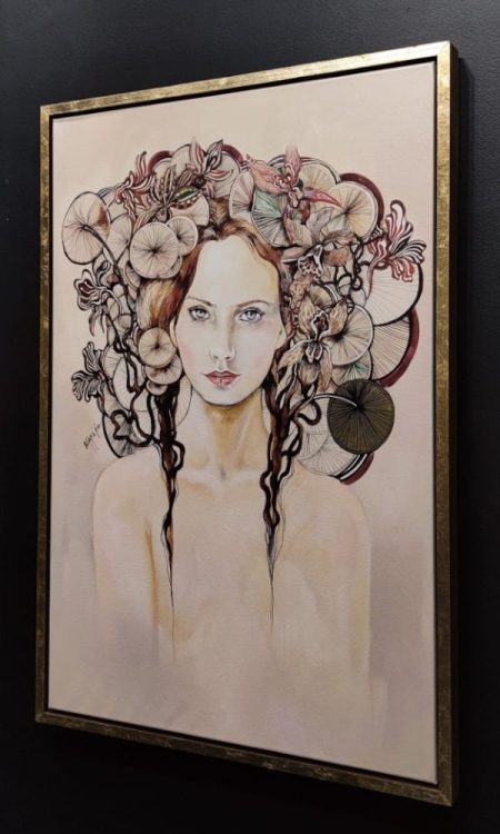Lady Anna, 60x90 cm, technika mieszana, Maggie Piu, rama americanbox, right side.jpg