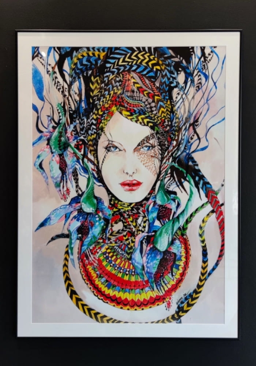 Kundry 2, plakat 70x100 cm, białe pass-partout i czarna alu rama 80x110 cm połysk, black wall.jpg