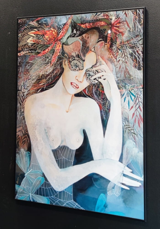 Raj Utracony, plakat 70x100 cm, rama alu black, black wall, right side.jpg