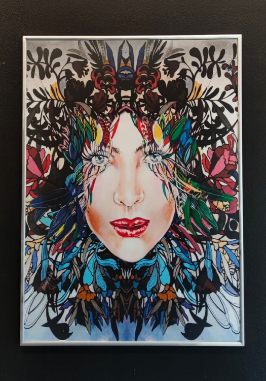 Kolor 5 Medusa 70x100 cm, rama alu silver, antyrefleks, black wall.jpg