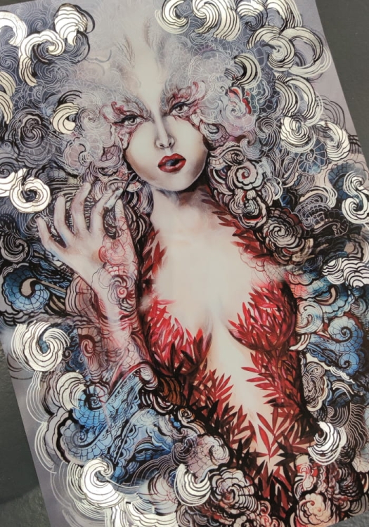 Pet-Carmen Silver, plakat zdobiony, 50x70 cm, Maggie Piu, v2, perspektywa 2.jpg