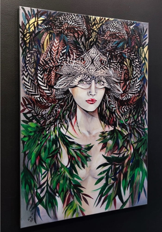 Viridis, 70x100 cm, technika mieszana, Maggie Piu, black wall, left side.jpg