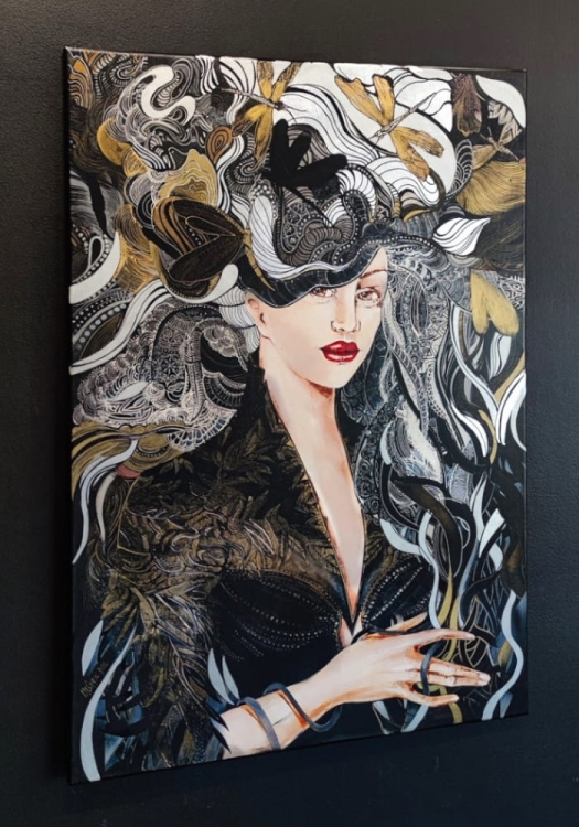 Igły Aleksandra, 70x100 cm, technika mieszana, black wall, left perspective.jpg