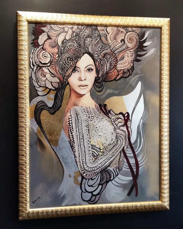 Madame Butterfly Grey 90x120 cm, technika mieszana, Maggie Piu, left perspective.jpg